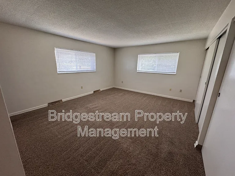 519-2C Heather Dr — Photo 5
