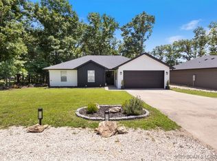 226 Anemone Rd, Lake Ozark, MO 65049