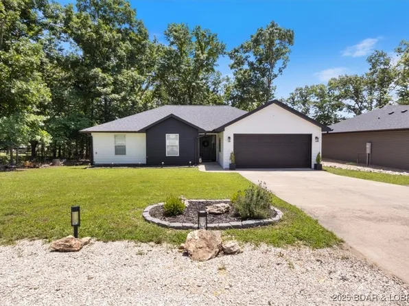 226 Anemone Rd, Lake Ozark, MO 65049