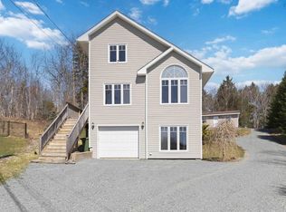 43 Imperial Ct, Halifax, NS B4E 3G7