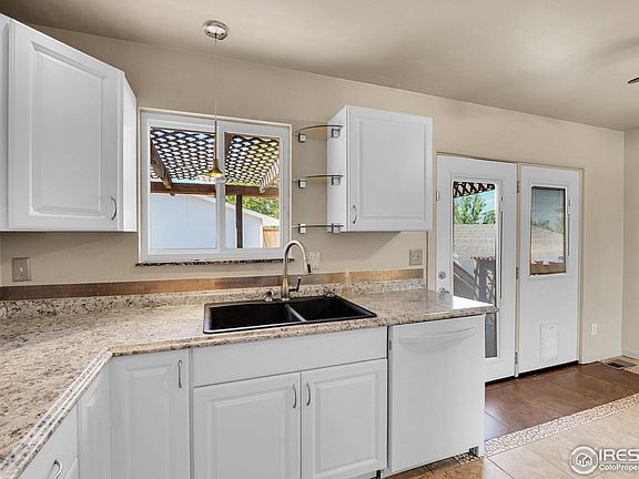 3rd image of 274 Berwick Ave