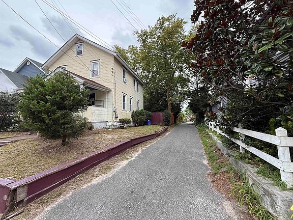 4th image of 45 E Greenfield Ave