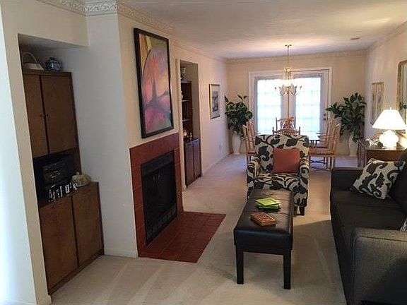 3rd image of 3637 Chattahoochee Ct