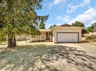 19333 Ravenhill Rd, Hidden Valley Lake, CA 95467