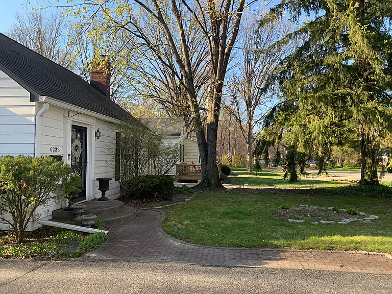6238 Evanston Ave — Photo 50