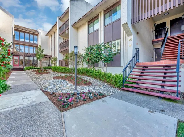 226 W Edith Ave APT 11, Los Altos, CA 94022