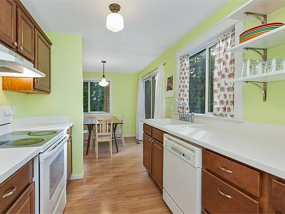 5th image of 17157 432nd Ct SE