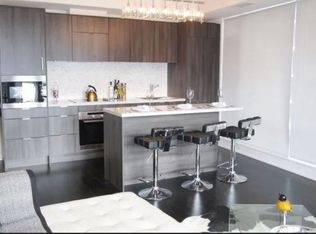 21 Widmer St #3909, Toronto, ON M5V0B8
