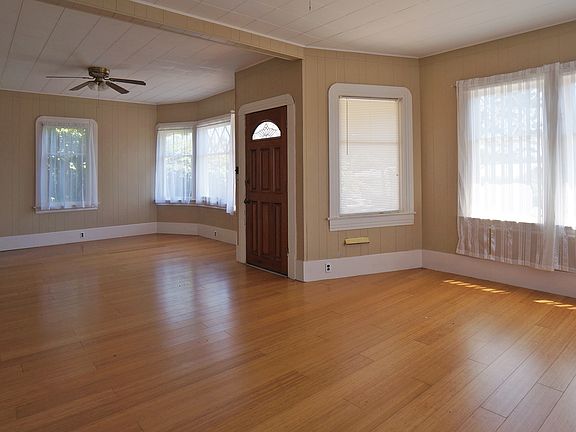 3rd image of 1125 Hodgson St