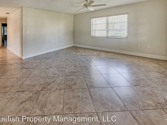 4th image of 750 103rd Ave N
