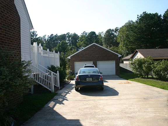 1000 Sq Ft Garage