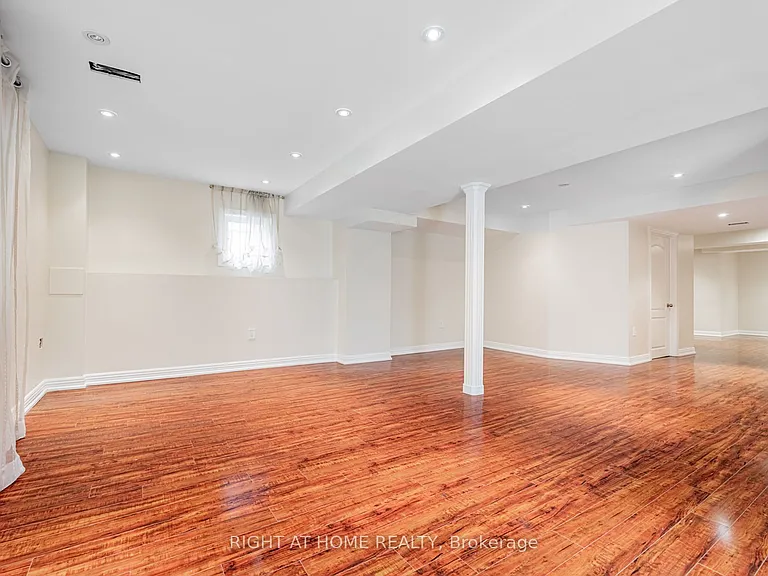 67 Timna Cres — Photo 28
