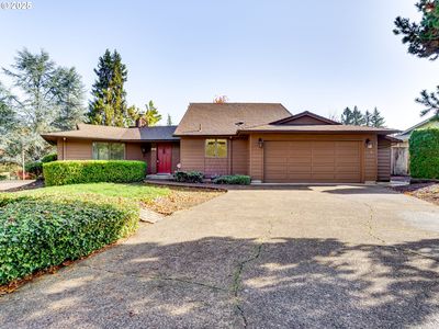 1012 NW Oakwood Cir, McMinnville, OR, 97128