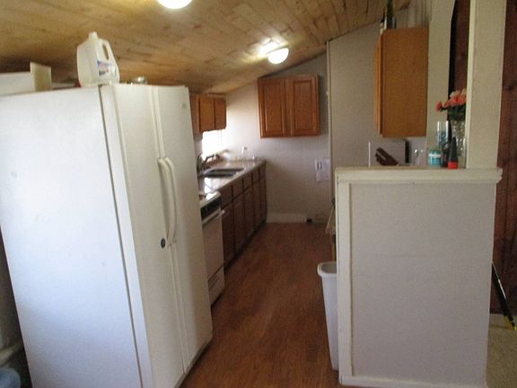 3rd image of 220 W Spruce St