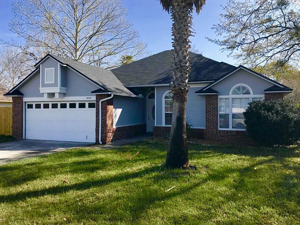 1st image of 7645 Chelmsford Dr