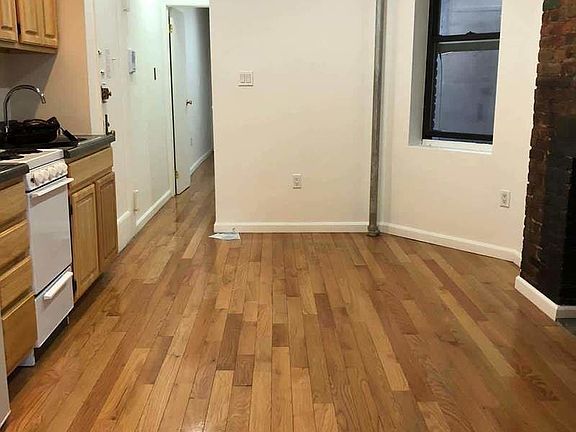 2nd image of 136 E 28th St #4FI