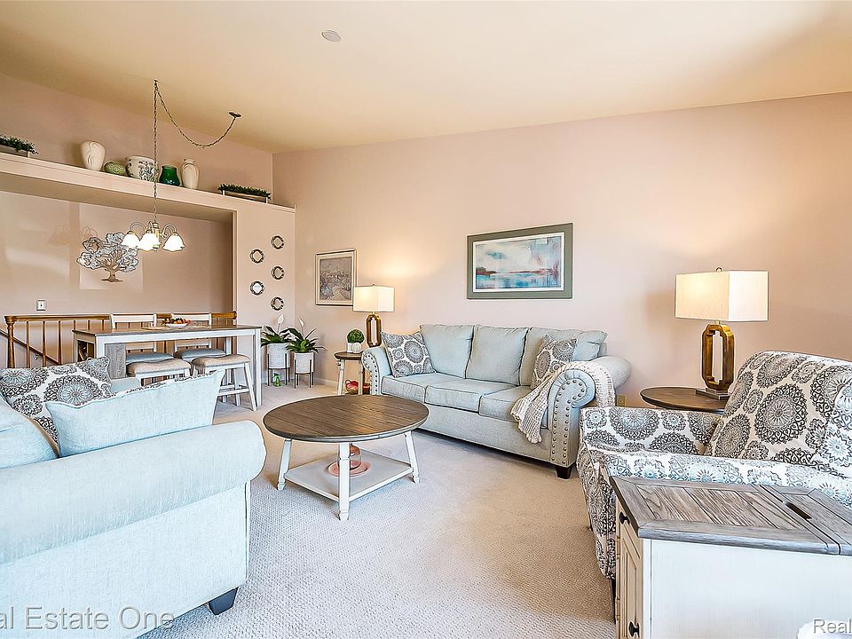 61962 Yorktown Dr Unit 2, photo 9