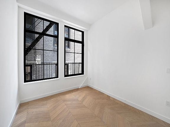5th image of 14 Maiden Ln APT 5