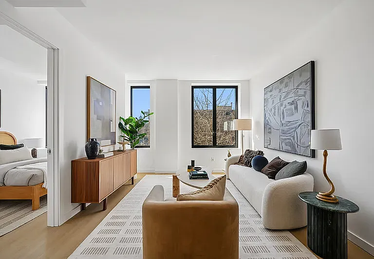 645 Park Pl #7D — Photo 3
