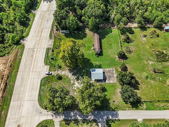 4th image of 22507 Gosling Rd