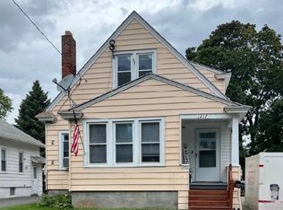 1237 N Glencove Rd, Syracuse, NY 13206