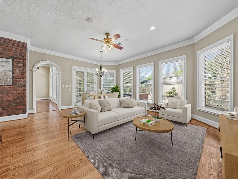 13714 Gainesway Dr — Photo 15