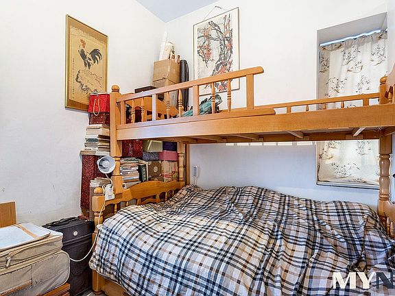 5th image of 167 Sands St #214
