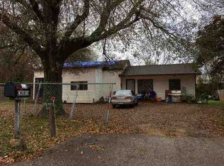 614 Church St, Carthage, TX 75633