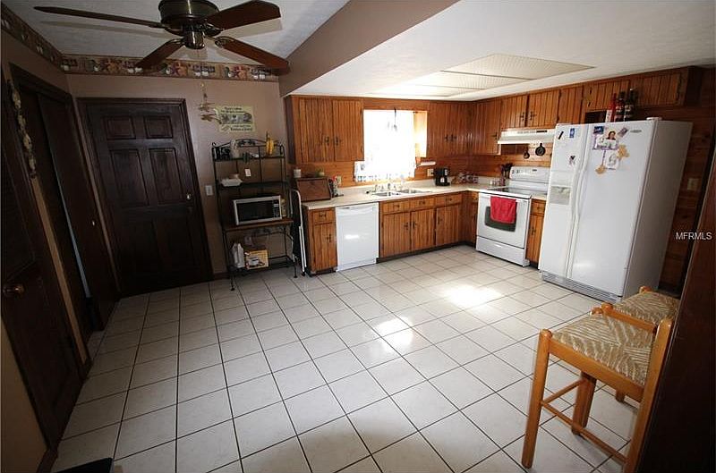 2nd image of 7803 Hancock Rd