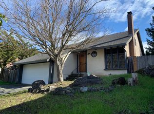5216 Piedmont Dr, Santa Rosa, CA 95409
