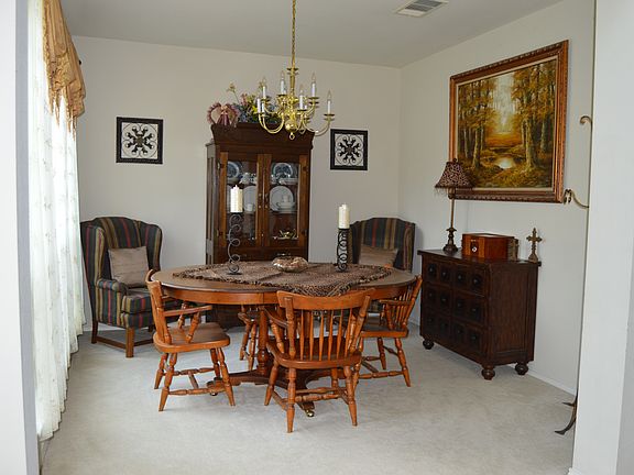 Formal Dining
