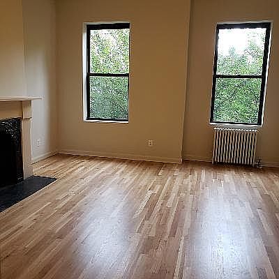3rd image of 151 Garfield Pl APT 2R
