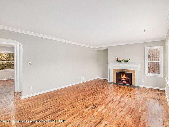 2nd image of 1433 Sunnyside Ave