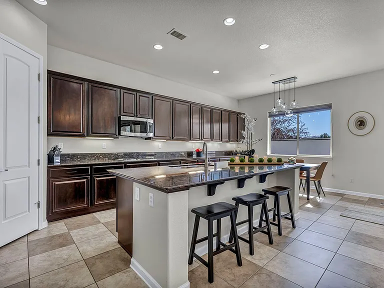 6328 Windy Meadow Dr — Photo 4