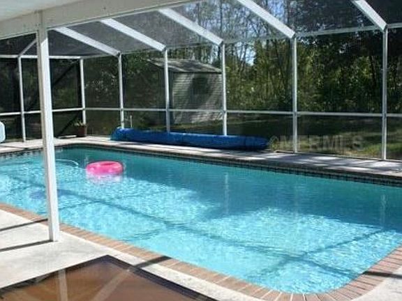 2nd image of 858 Redwood Way