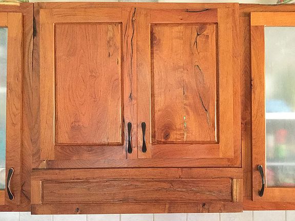 Mesquite/turquoise cabinets