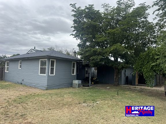 3rd image of 1702 W Chesterfield Dr