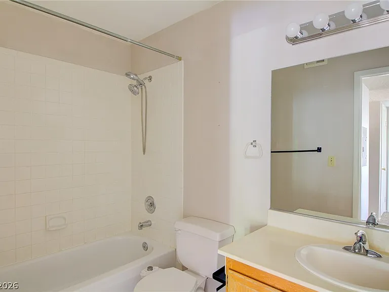 1575 W Warm Springs Rd #614 — Photo 7