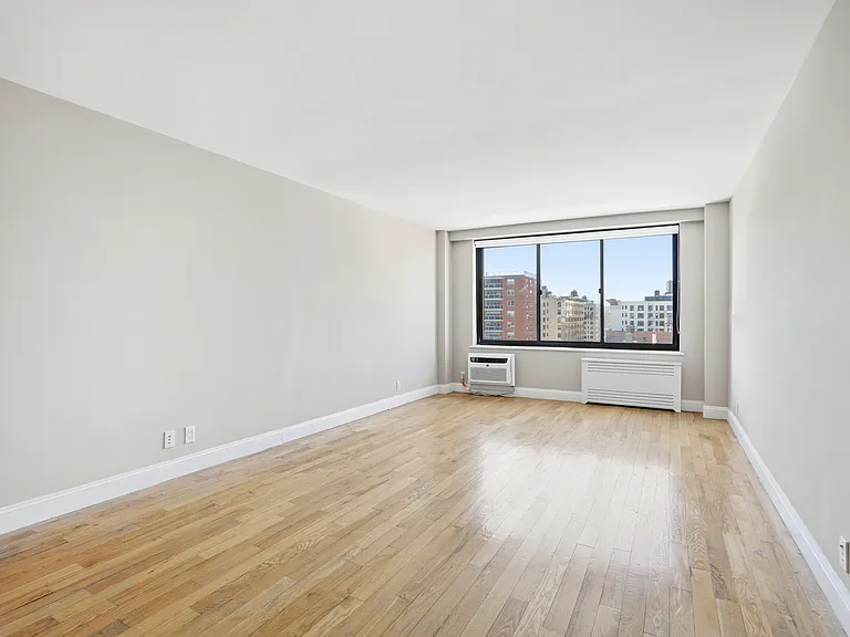 788 Columbus Ave #5L — Photo 3