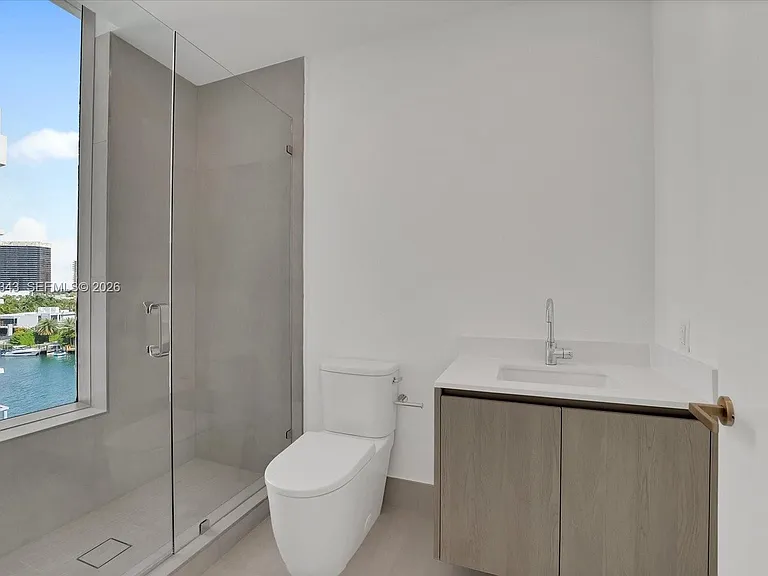 9201 E Bay Harbor Lph_711 #LPH_711 — Photo 12