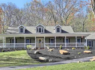 5950 Blue Mountain Trl, Enola, PA 17025