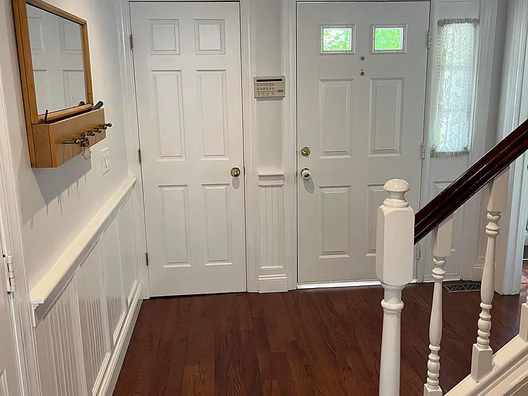 3001 Canterbury Way — Photo 3