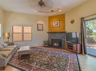 2854 Calle De Molina, Santa Fe, NM 87507