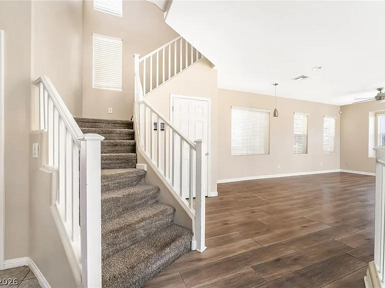 6446 Oak Savanna Ct — Photo 12