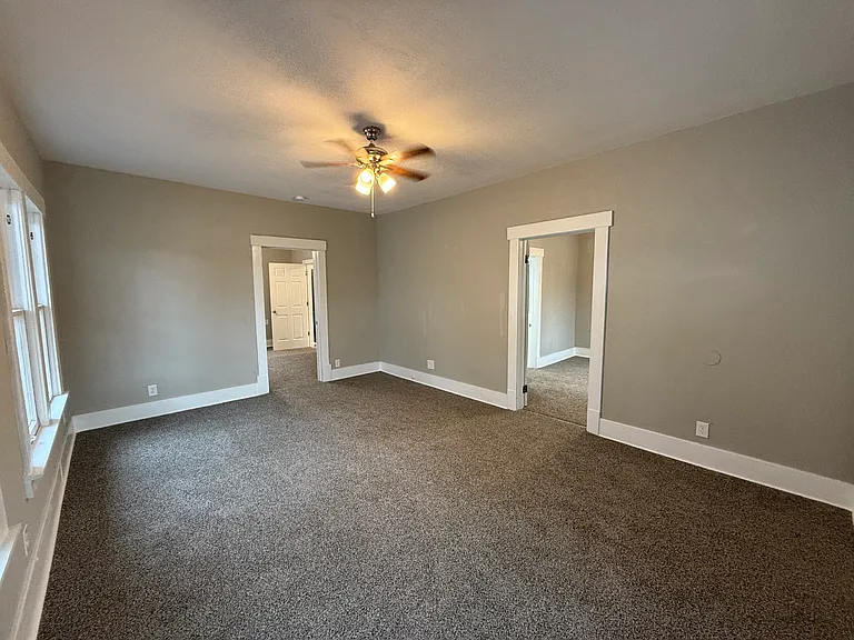 1406 Callahan St — Photo 5