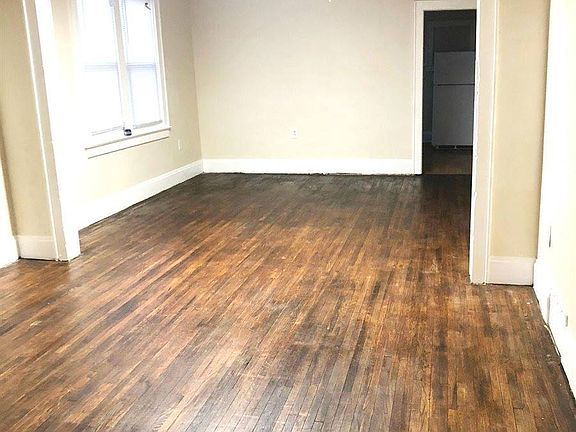 3rd image of 2064 Republic Ave