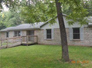 201 S Sterling Ave, Veedersburg, IN 47987