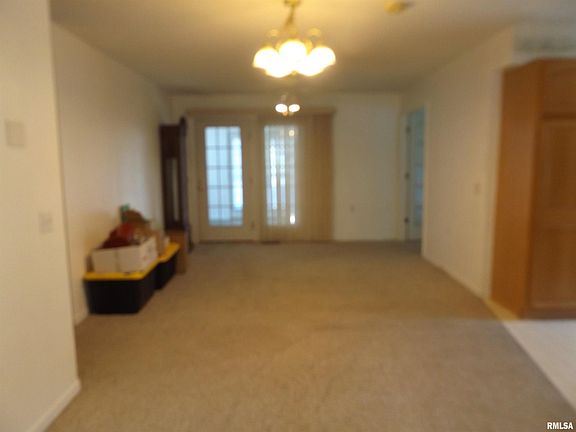 5th image of 2720 Village Ct