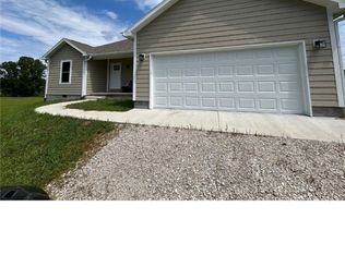 2271 S Bluff Run Dr, Hanover, IN 47243