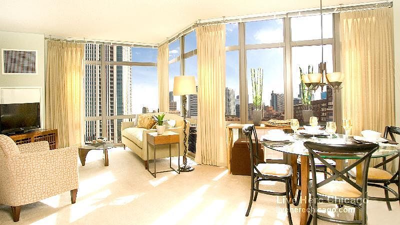1st image of 300 N Desplaines St #3304